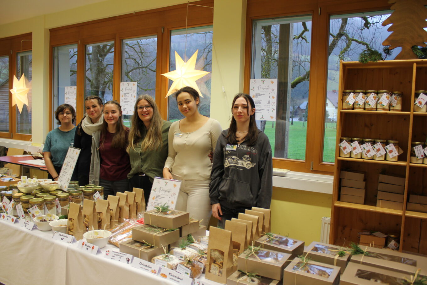 Es weihnachtet sehr in der Fachschule Unterleiten