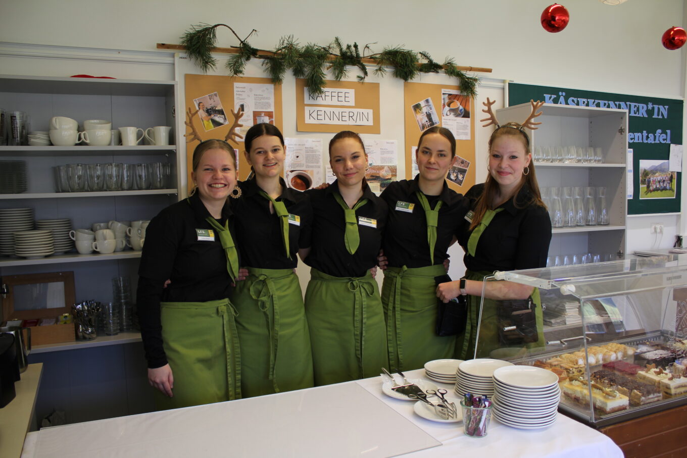 Es weihnachtet sehr in der Fachschule Unterleiten